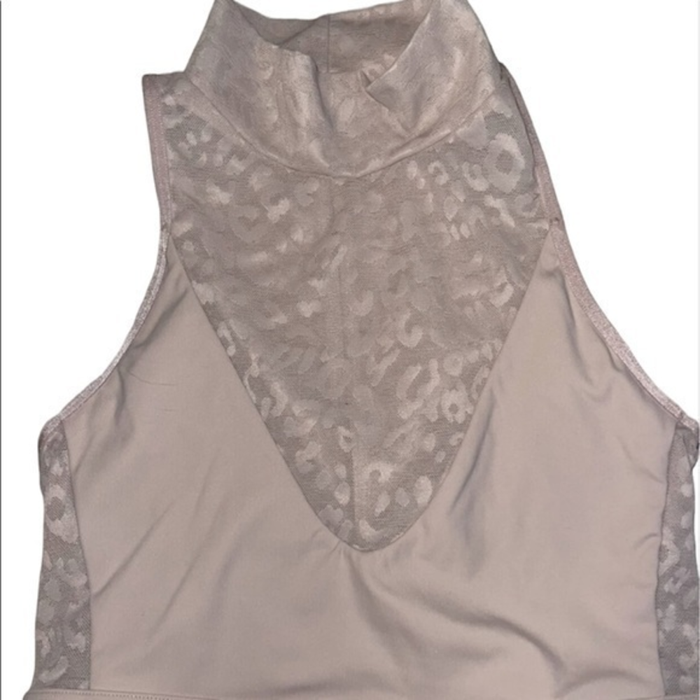 NWT Victoria’s Secret Performance Sports‎ Bra